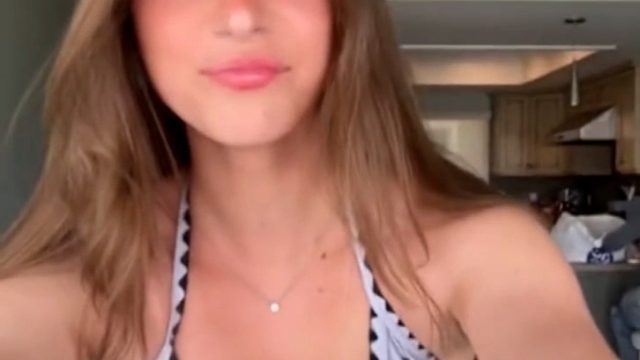 Brooke Monk Show Natural Boobs On Cam